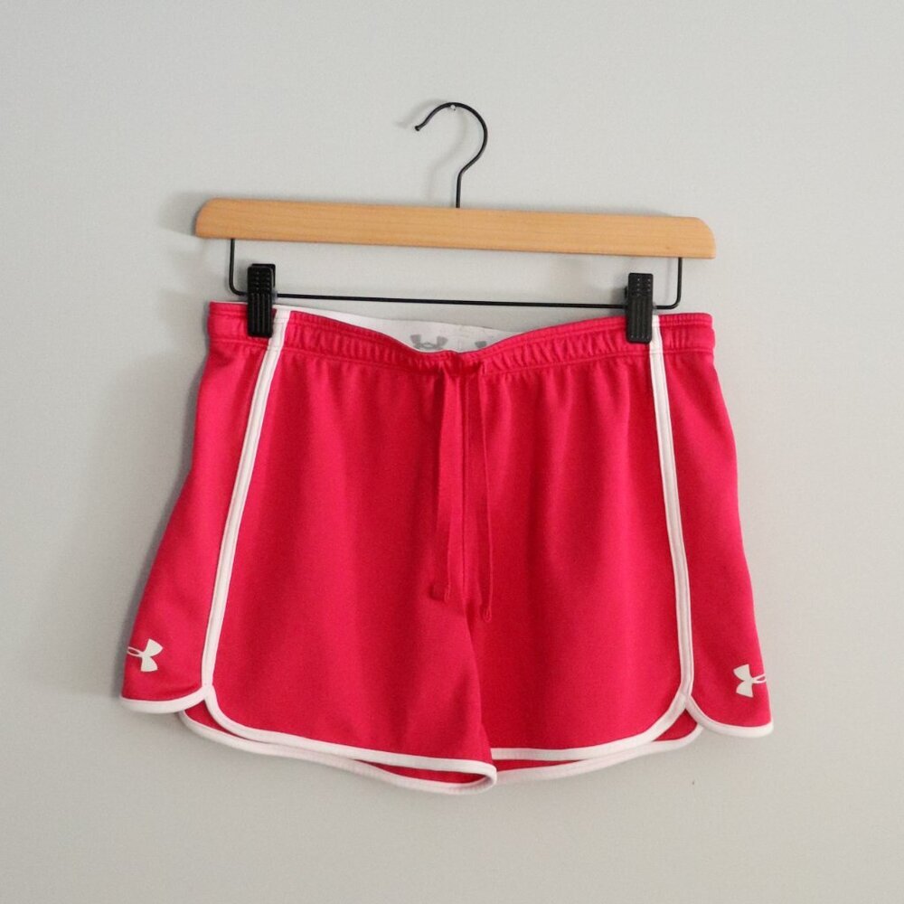 Under Armour Women's Pink w Stripes Sz S Athletic Stretch‎ Activewear Shorts
